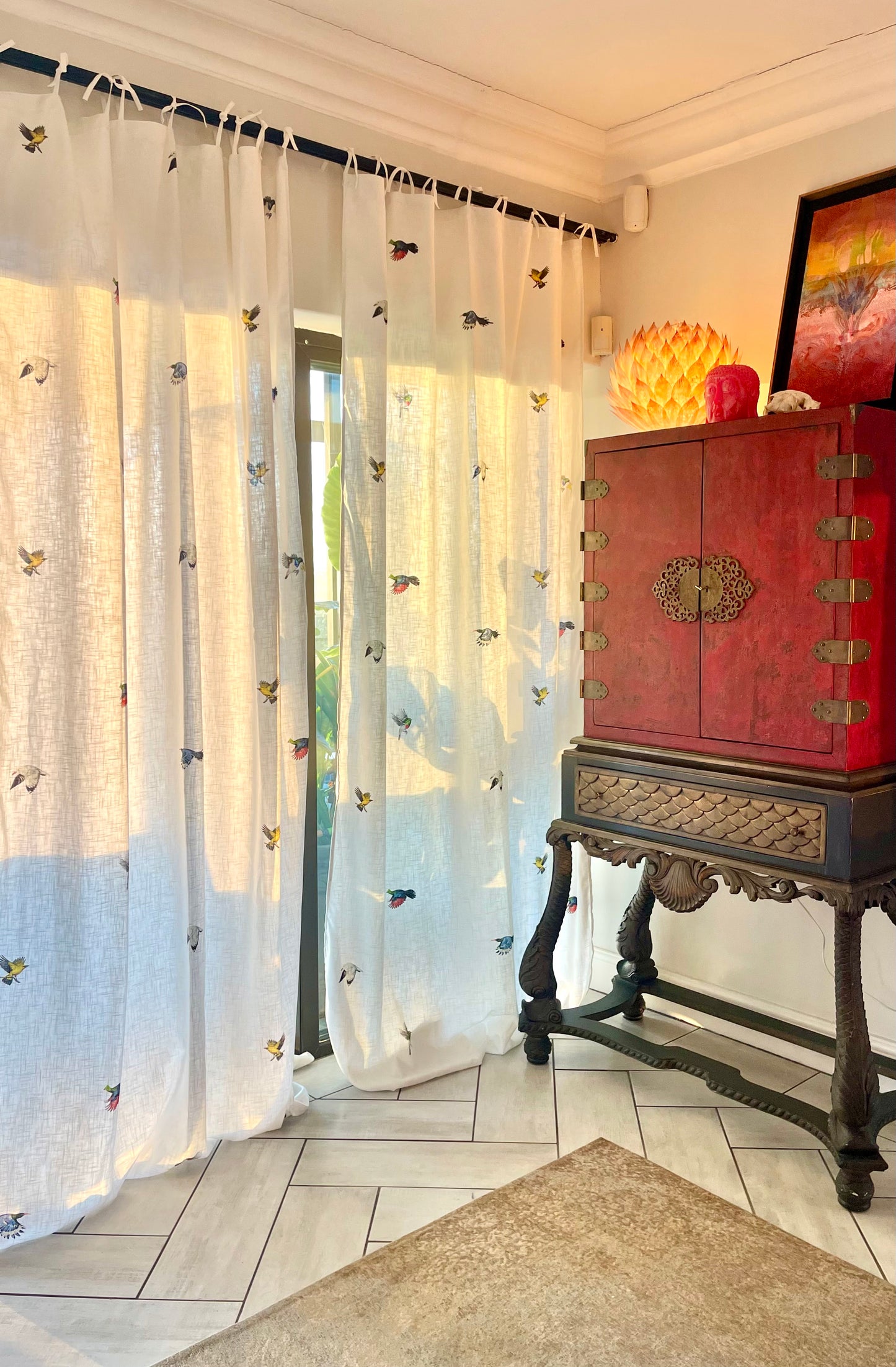 Curtain: Coocoo in Flight