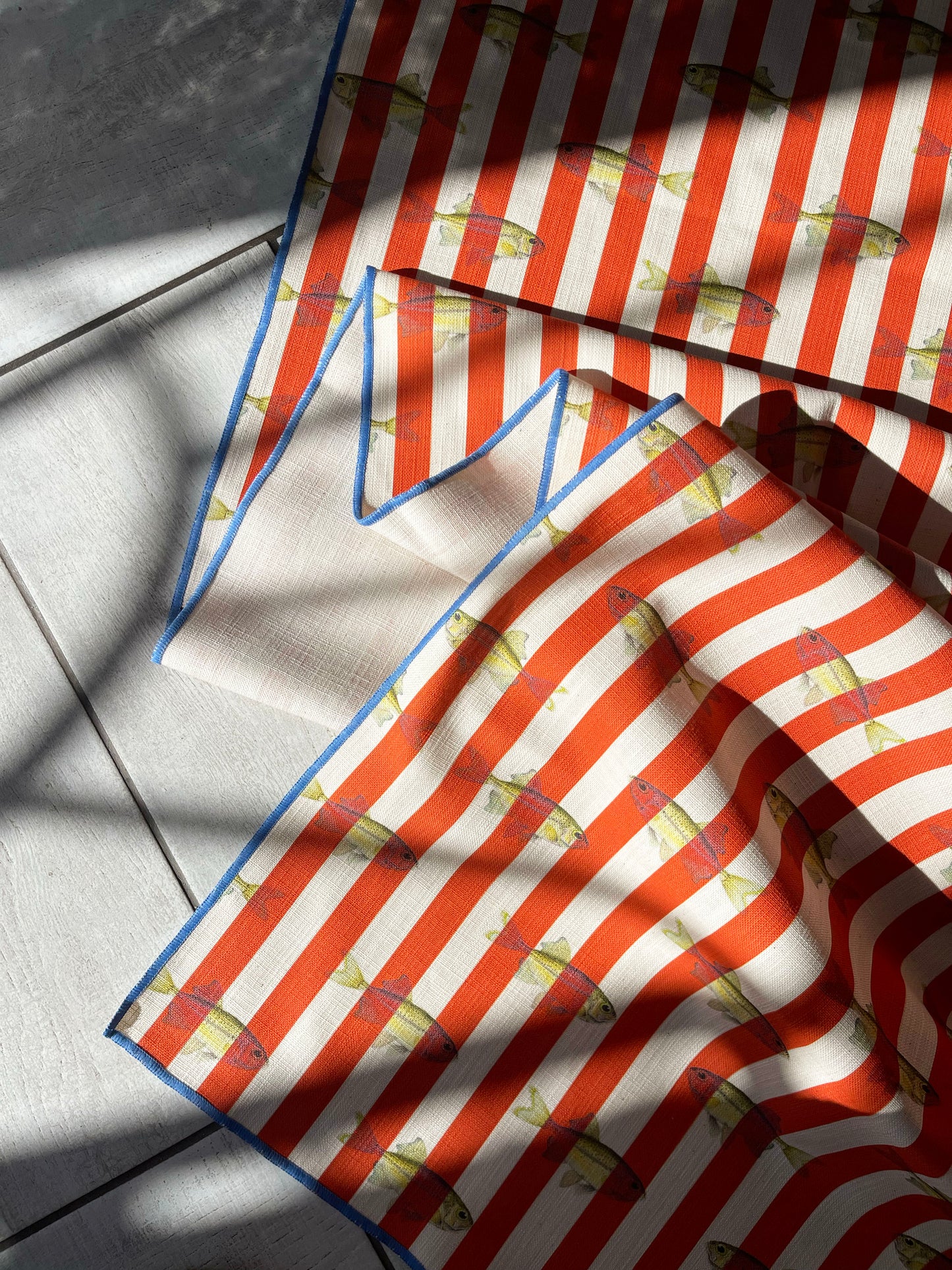 Table Runner: Minnows